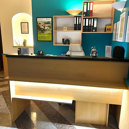 Antic Apartment *