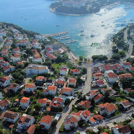 Apartment Antic