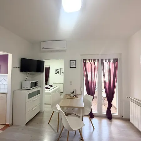 Apartment Antic *